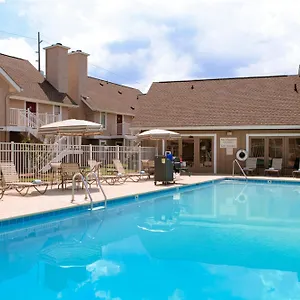 3* Hotel By Marriott Airport